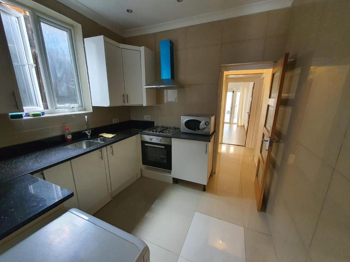 Private Room- Direct Travel Central/ Heathrow ลอนดอน ภายนอก รูปภาพ