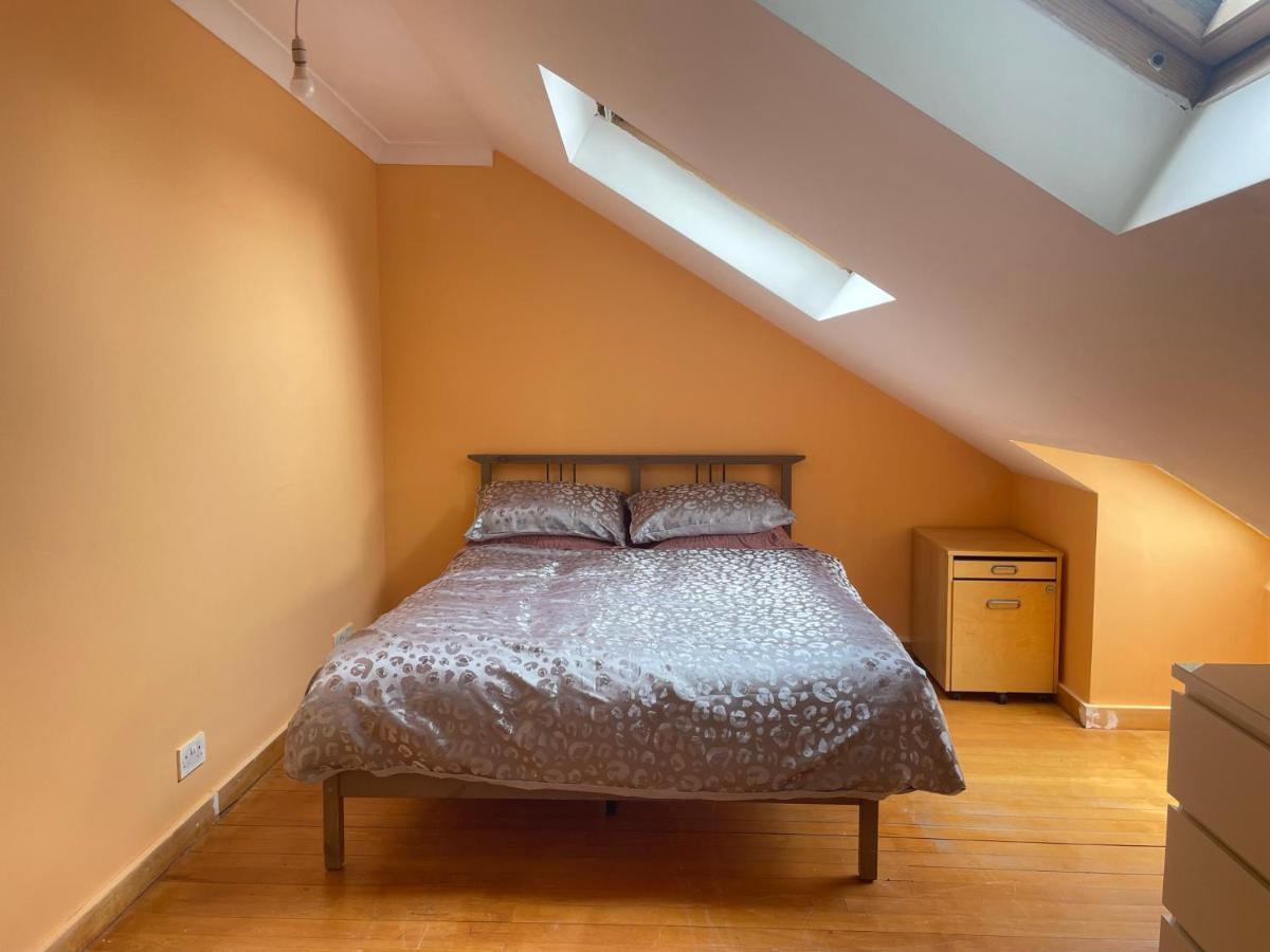 Private Room- Direct Travel Central/ Heathrow ลอนดอน ภายนอก รูปภาพ