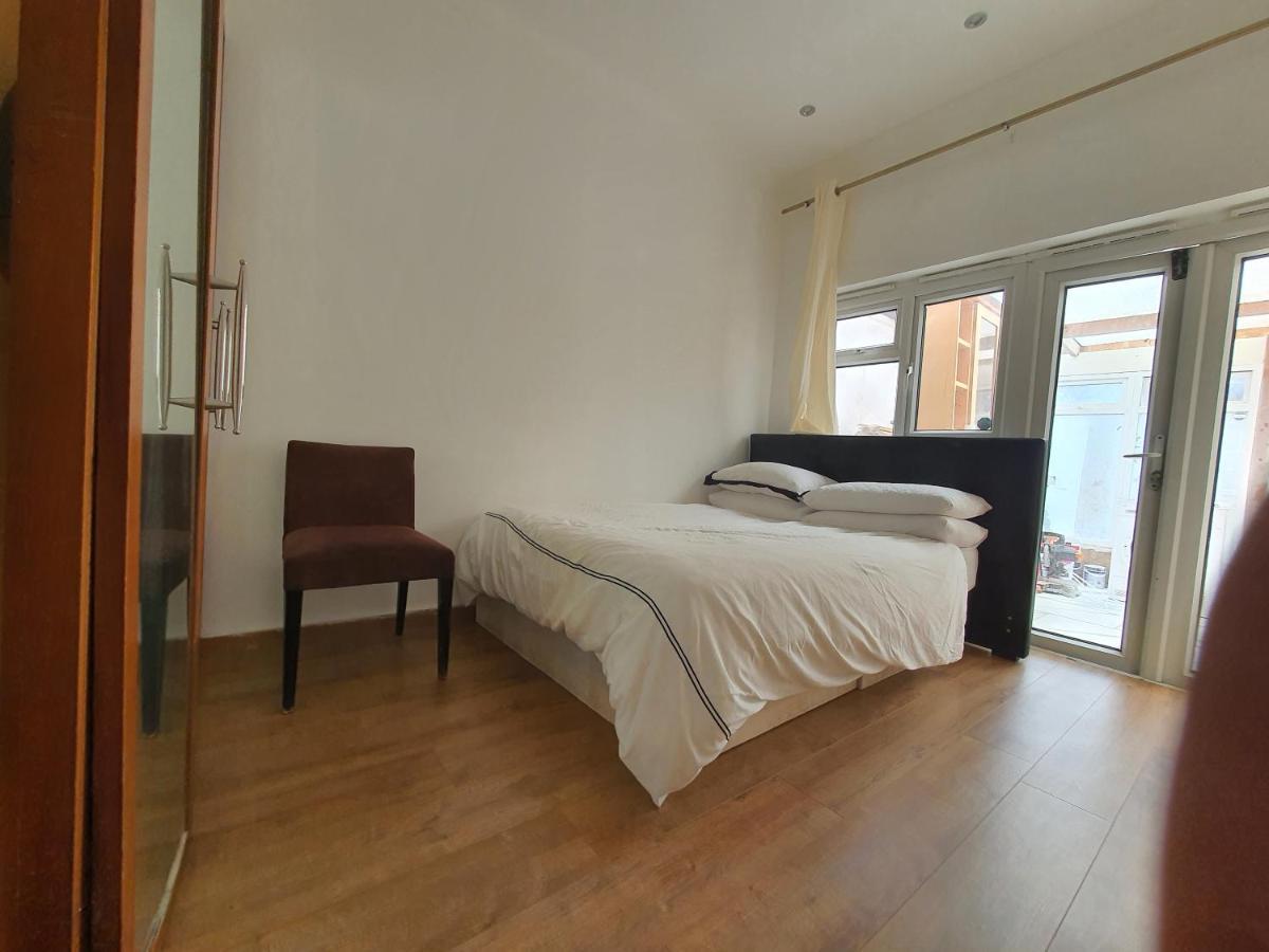 Private Room- Direct Travel Central/ Heathrow ลอนดอน ภายนอก รูปภาพ